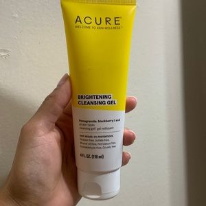 Acure Brighting cleansing gel